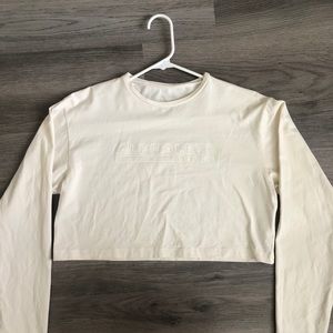 Alphalete Oversized Long-Sleeve Crop Top